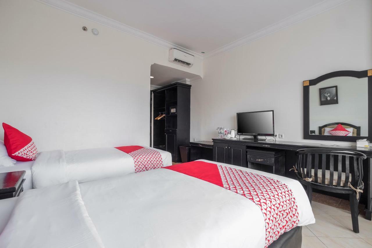 Hotel Sutomo Макасар Экстерьер фото