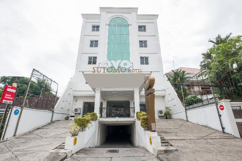 Hotel Sutomo Макасар Экстерьер фото